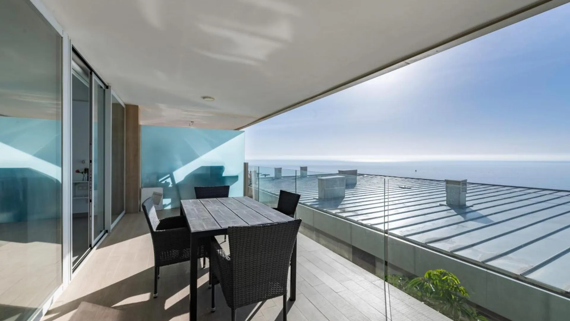 Serene Seaview Retreat In Higueron: 2Br Oasis Fuengirola 0*,  Spain