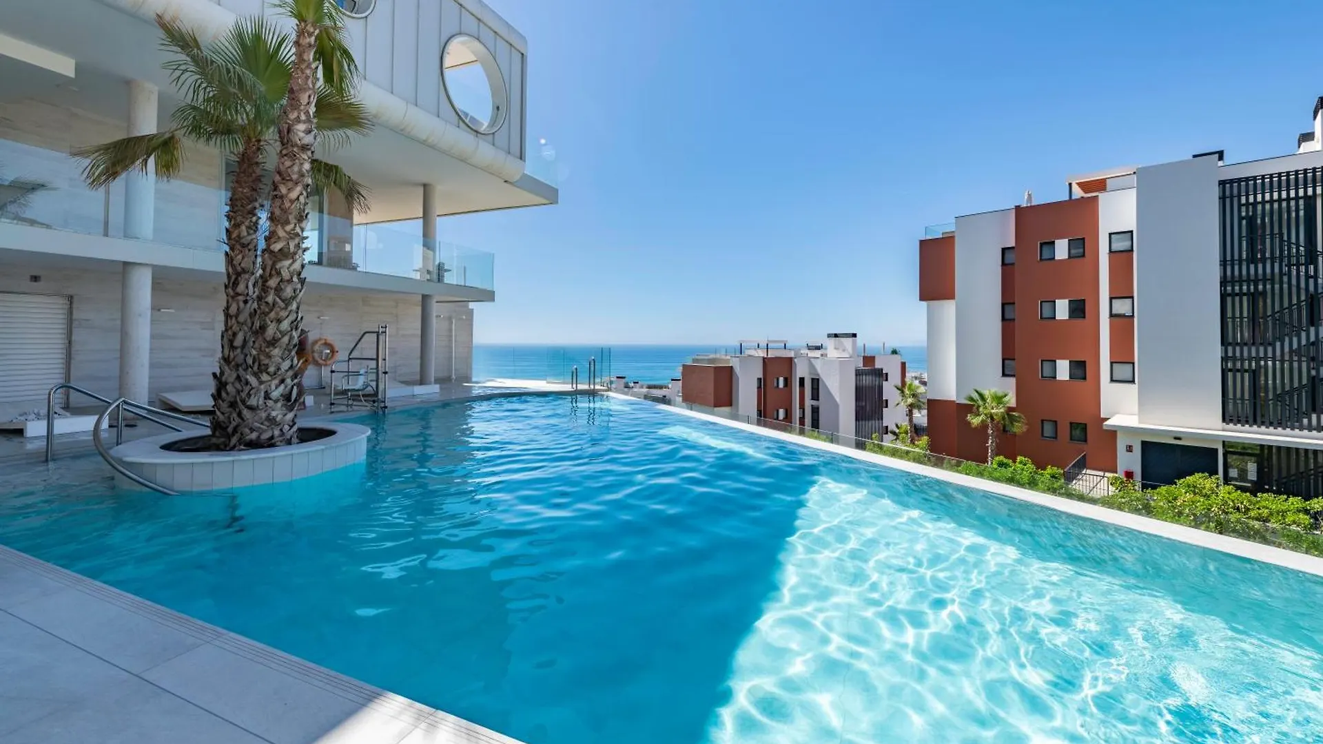 Apartmán Serene Seaview Retreat In Higueron: 2Br Oasis Fuengirola